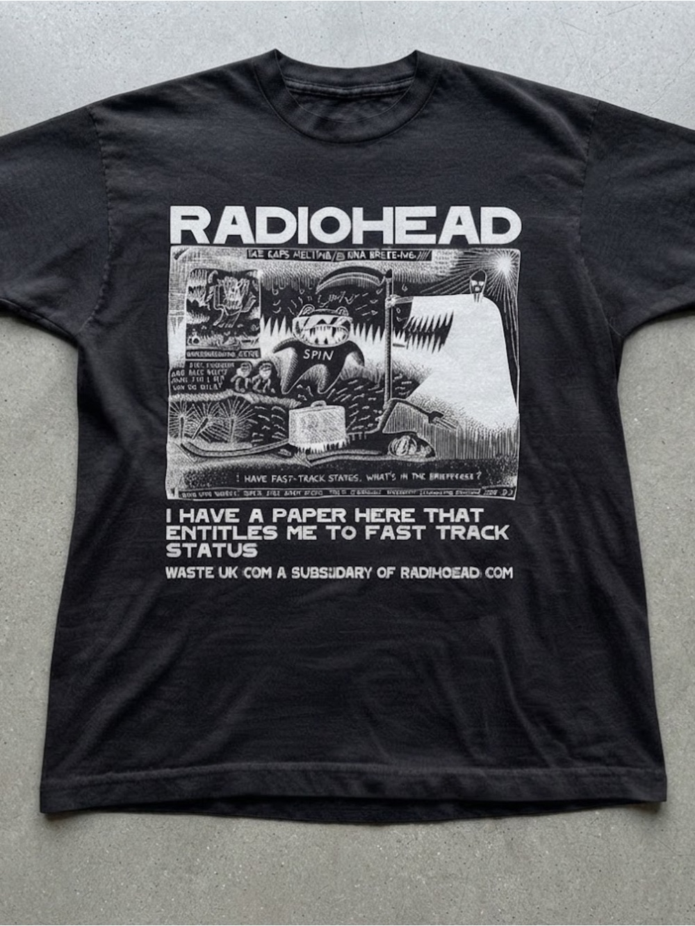 Radiohead Graphic Gildan T-Shirt Black Cotton Crewneck Band Tee